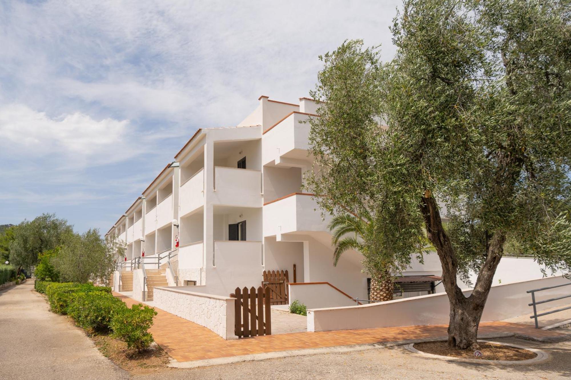 Hotel Palme Gemelle Vieste Exterior photo